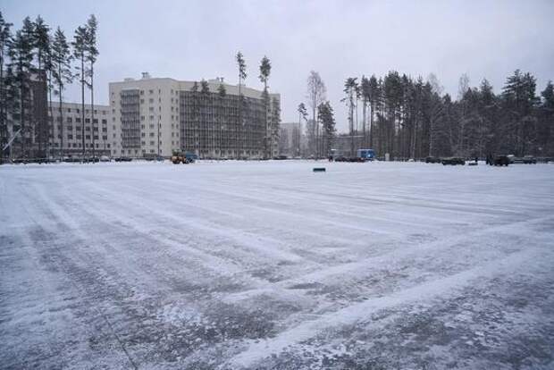 В Песочном открылась парковка на 250 мест для онкологического кластера