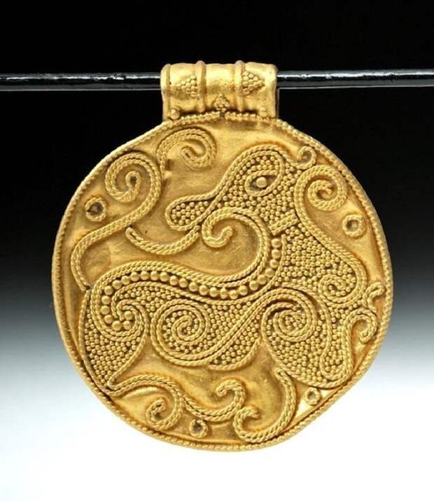 Золотой кулон викинги, жизнь, искусство, оружие, украшения, ювелирное искусство