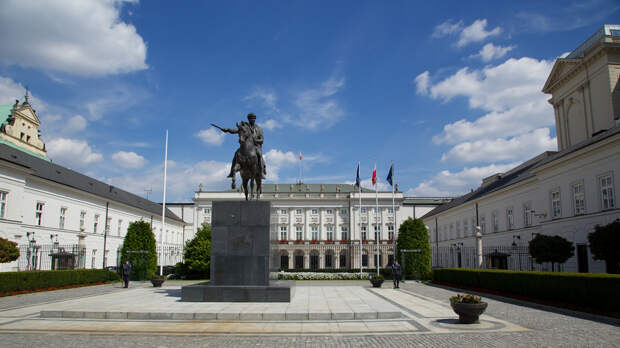 Польша. Варшава. Президентский дворец является резиденцией Президента страны. (Markus Winkler)