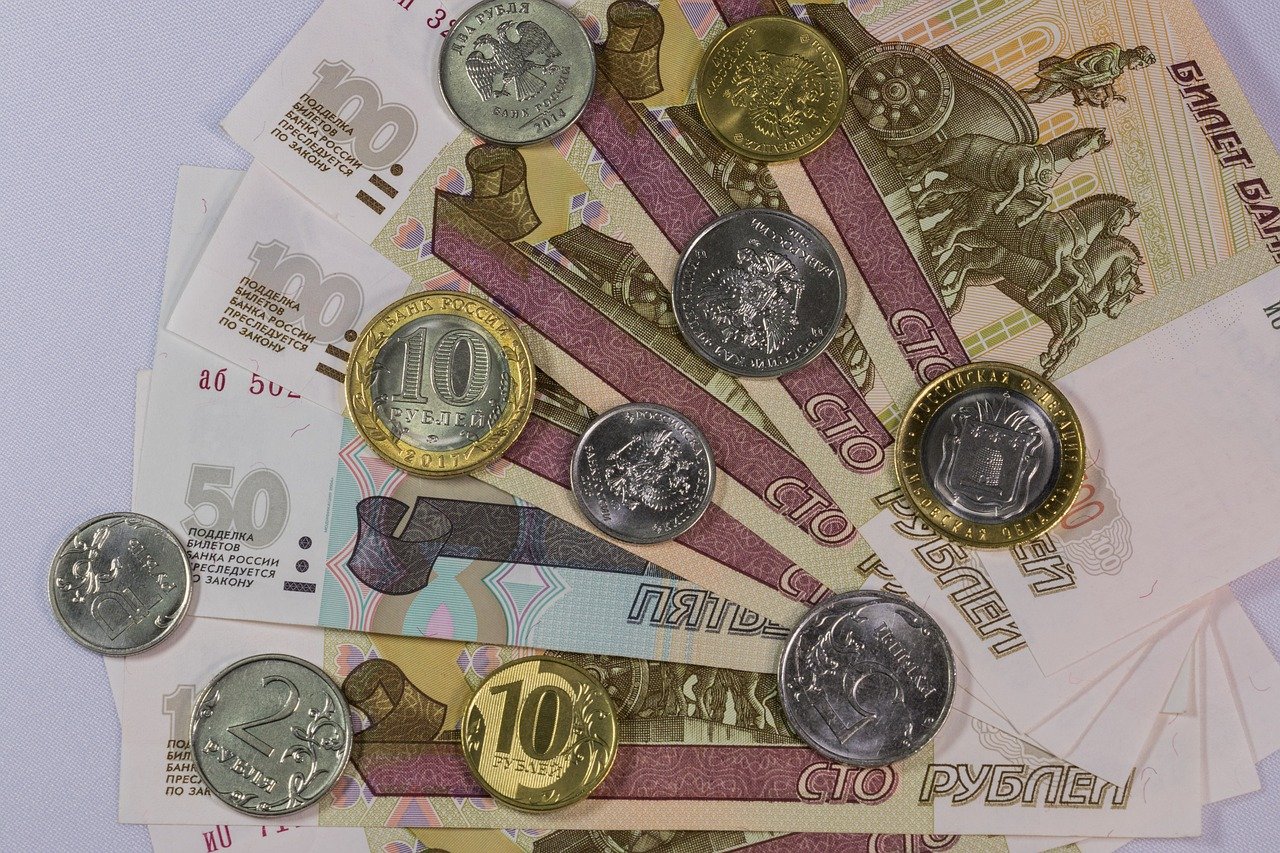 Социальные пособия с 1 февраля вырастут на 4,9%