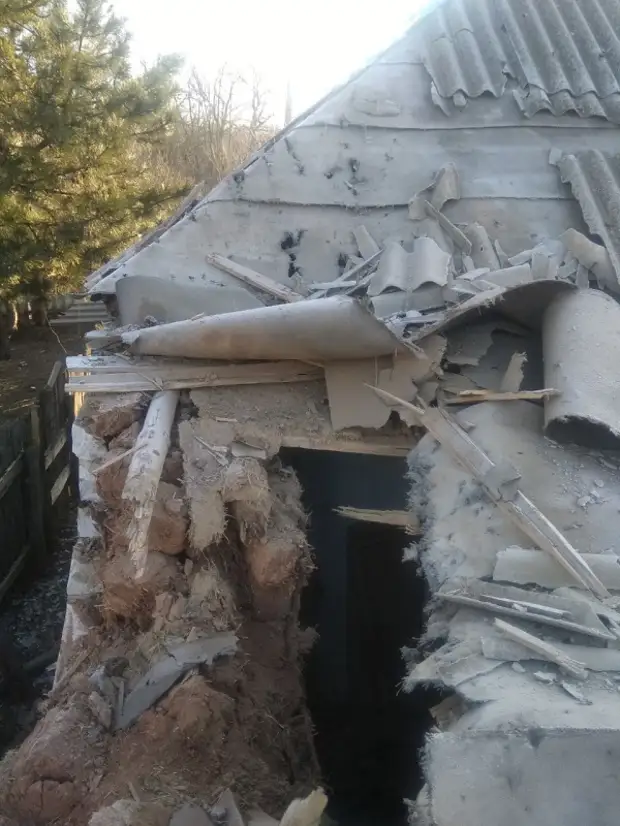 За сутки в ДНР погибли двое мирных жителей, 13 ранены. Разбито 50 домов