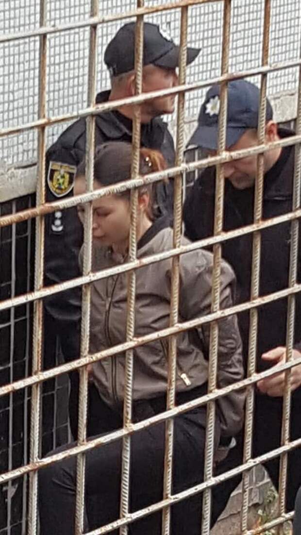 Первые фото виновницы ДТП с пятью погибшими в Харькове после ареста