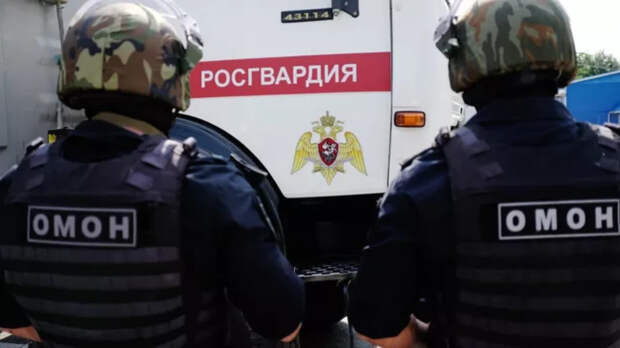 В Москве проверяют подозрительный «тикающий» автомобиль