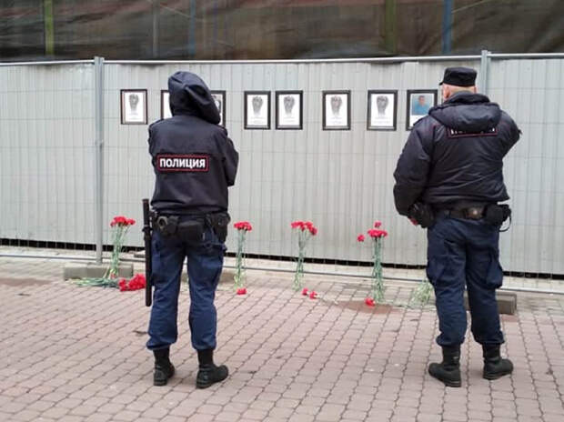 Стена памяти погибших врачей раскрыла душераздирающие истории