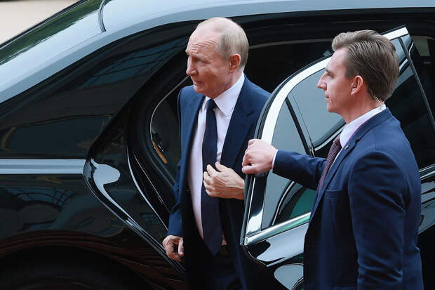 Baijiahao: Путин сыграл на опережение и поедет в Китай, пока Трамп занят Ираном