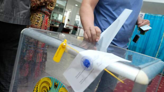 Лишь после иска в суд проголосовали на референдуме двое казахстанцев