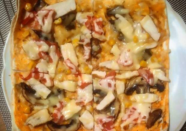 Быстрая пицца на лаваше 🍕🤤 основное фото рецепта
