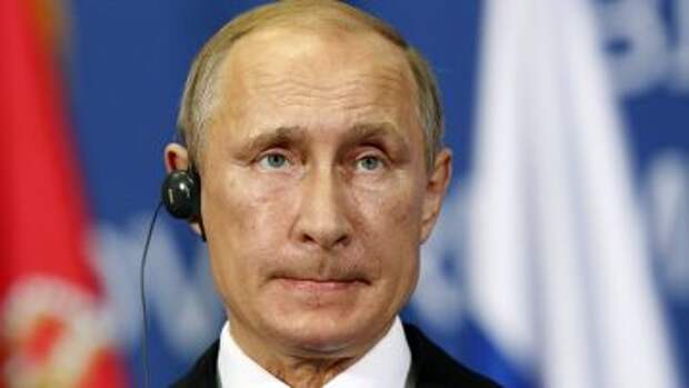 Владимир Путин во время визита в Сербию Владимир Путин во время визита в Сербию