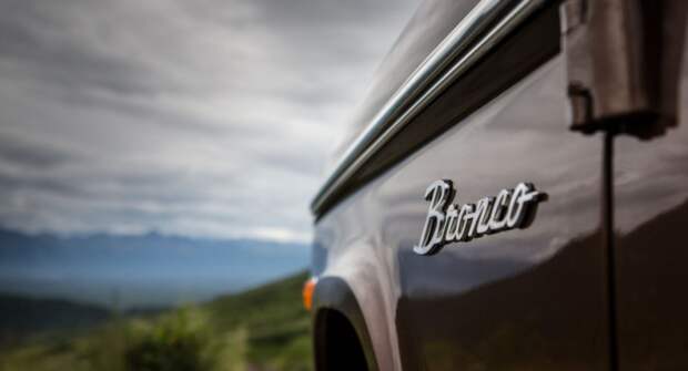 Ford Bronco впервые превратили в шестиколёсный пикап