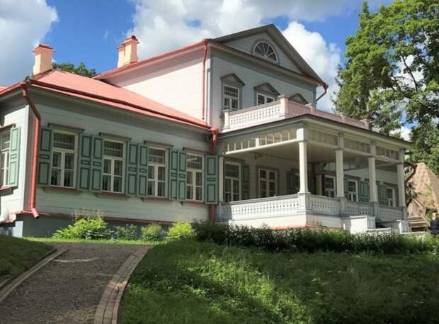 Абрамцево вошло в иquot;Золотое кольцо Россиииquot; в 2026 году.