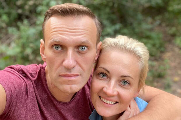 Навальный раскрыл имена спонсоров его лечения в Германии