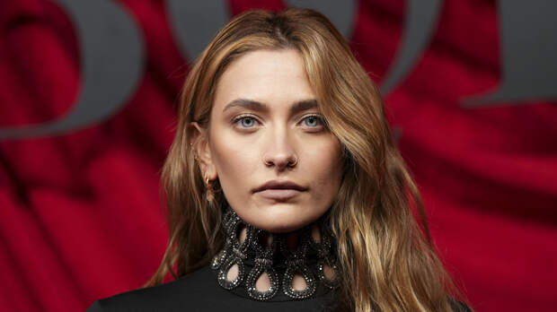 Дочь Майкла Джексона назвала байопик о певце полным «откровенной лжи»