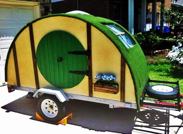 Hobbit Hole Camper Trailer – дом на колесах для хоббита