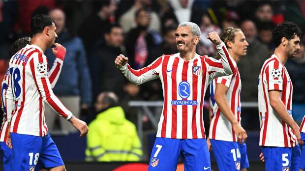 «Атлетико» победил «Тоттенхэм» в первом матче 1/8 финала Лиги чемпионов: лондонцы заменили вратаря на 17-й минуте