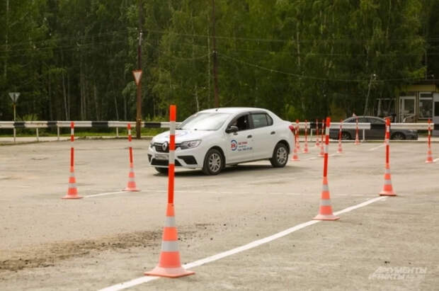 В ОП предложили ввести госпошлину за каждую попытку сдачи экзамена на права