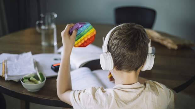 Психиатр Шмилович рассказал о признаках аутизма у детей