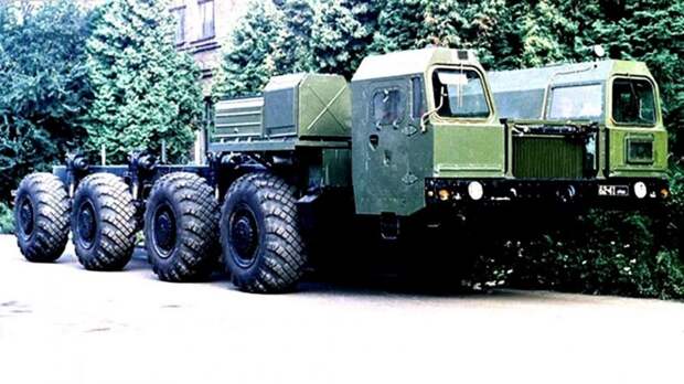 Тяжелое шасси МАЗ-7908 для ракетного вооружения (из архива СКБ-1 МАЗ) МоАЗ, авто, беларусы, белоруссия, военная техника, военные автомобили, маз, тягач