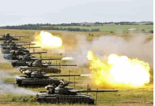 Российские войска начали наступление на Харьков. Зеленский заявил, что Украина ждала этого