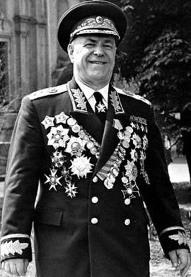 Жуков - министр обороны