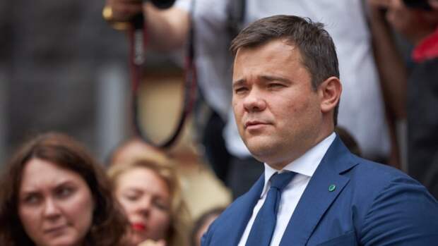 Глава офиса Зеленского назвал депутатов Рады сумасшедшими и больными людьми Глава офиса Зеленского назвал депутатов Рады сумасшедшими и больными людьми