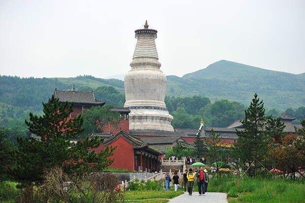 Гора Утайшань (Mount Wutai) в Китае