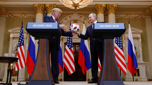 В США проверили подаренный Путиным Трампу мяч