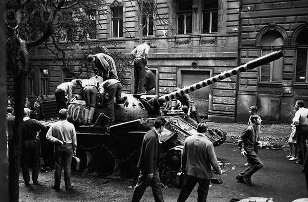 Операция Дунай взгляд на вторжение в Чехословакию 45 лет спустя Dunaj26 Операция Дунай взгляд на вторжение в Чехословакию 45 лет спустя