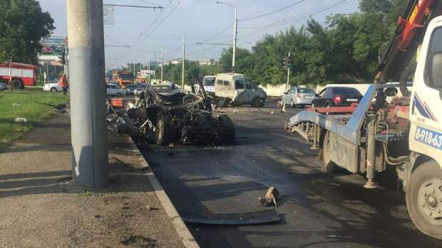 В Краснодаре пьяный сын бывшего начальника УВД Александра Семенова устроил смертельное ДТП (3 фото)