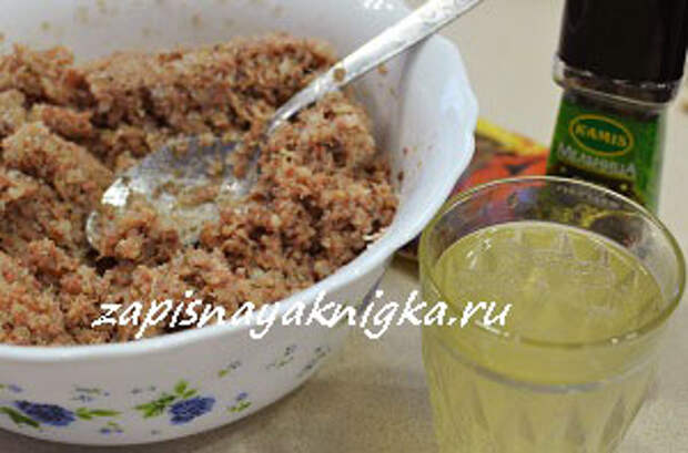 Как приготовить колбасу из рульки