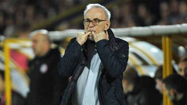 Президент махачкалинского «Динамо» назвал две главные проблемы российского футбола: «Это что за безобразие?»