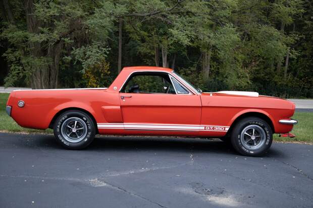 Пикап Ford Mustang 1966 года выпуска как рабочая лошадка