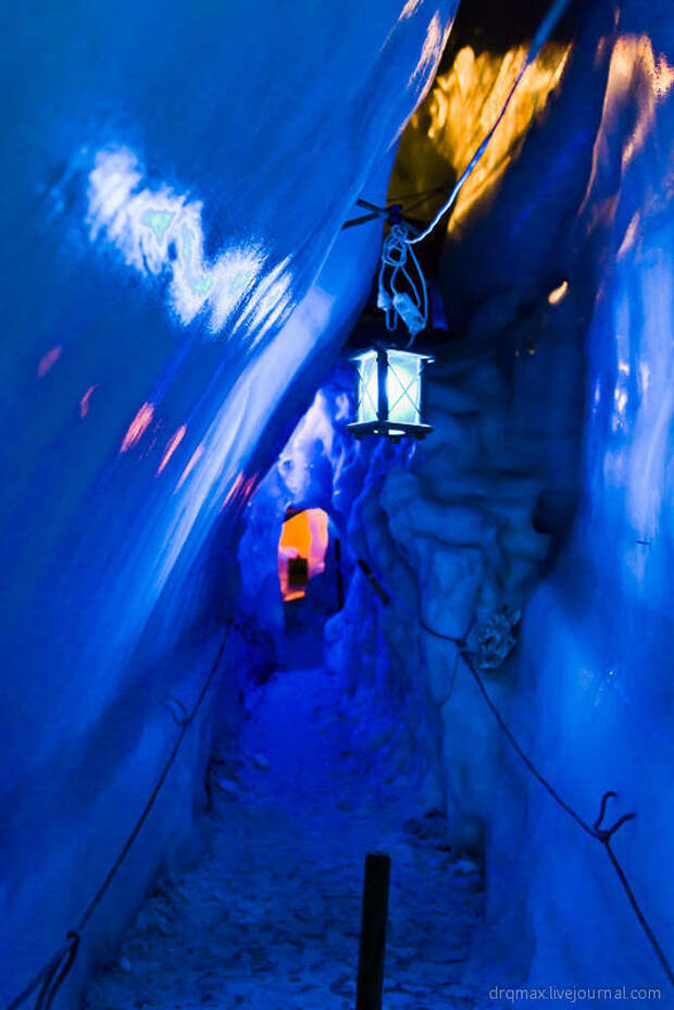 Внутри ледника (12 фото)