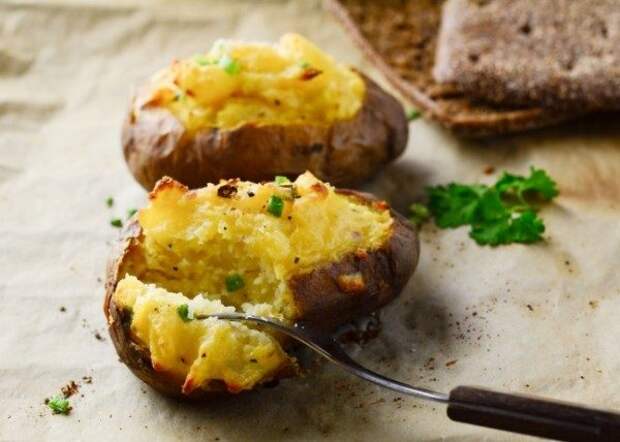 Печёный картофель со сливочной начинкой