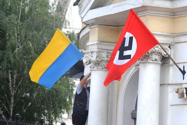 «Главное, что боролись с коммунизмом»: на Украине открыто хвалят фашистов