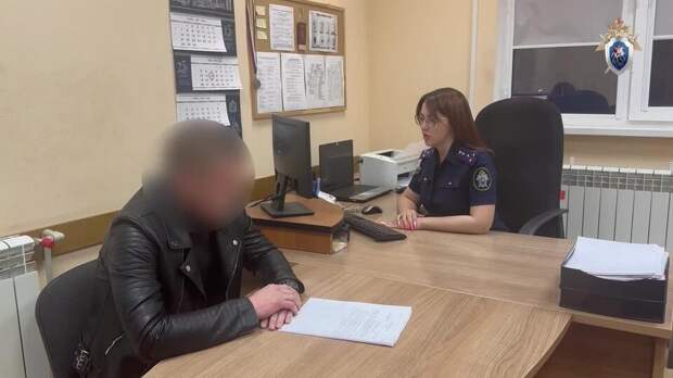 В Курской области задержали двух чиновников за масштабную коррупцию