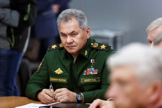 Мы вынуждены: Шойгу заявил о комплексном ответе НАТО на действия возле российских границ Мы вынуждены: Шойгу заявил о комплексном ответе НАТО на действия возле российских границ