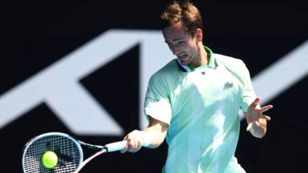 Даниил Медведев пробился в третий круг Australian Open