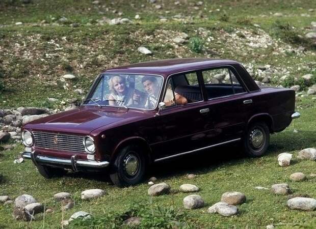 Реклама советских автомобилей