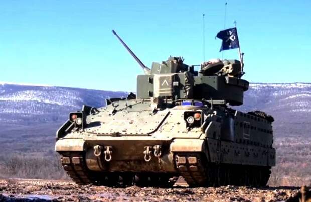 Пентагон взял тайм-аут: у США не получается заменить бронемашины «Брэдли»