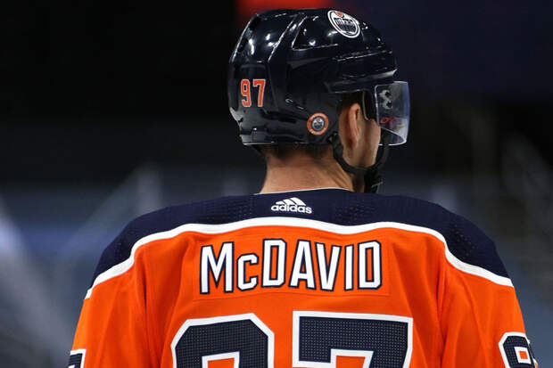 Первый хет-трик Макдэвида в плей-офф НХЛ. ВИДЕО