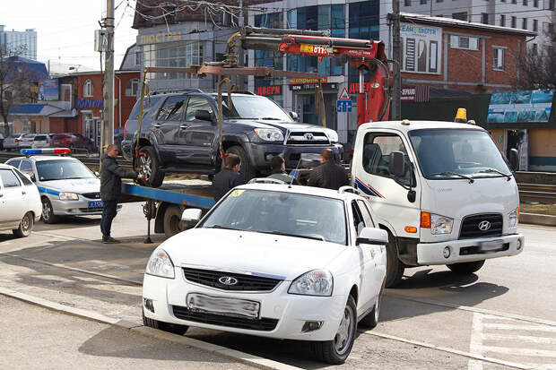 На Кубани отказались от эвакуации машин за неправильную парковку