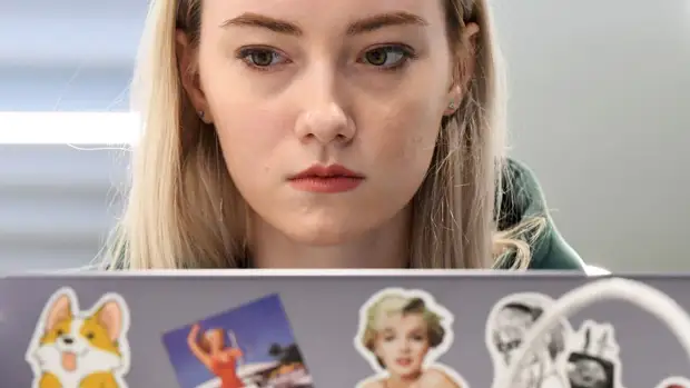 В HeadHunter сообщили о сокращении числа вакансий в SMM на четверть