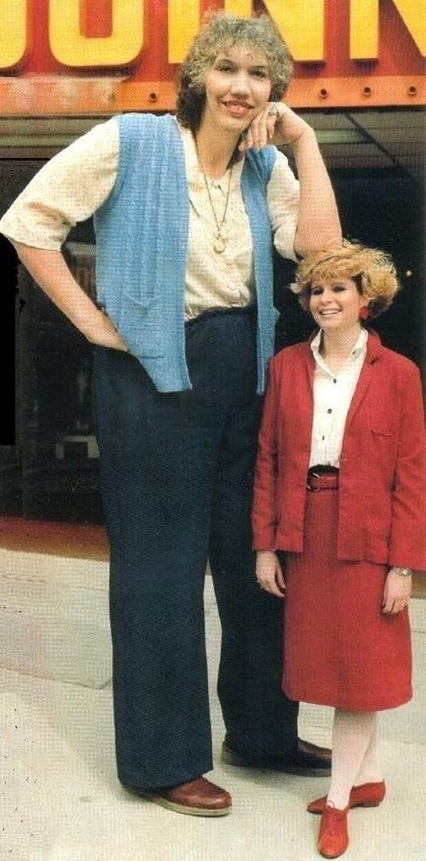 Вот как выглядят самые высокие женщины в мире в мире, высота, девушки, люди, размер, рост