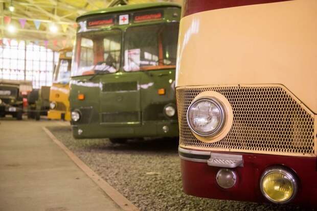 50 лет назад, в январе 1968 года Управление пассажирского транспорта Мосгорисполкома получило первую партию серийных ЛиАЗов-677 ЛиАЗ 677, авто, автобус, лиаз, луноход, общественный транспорт, олдтаймер, ретро техника