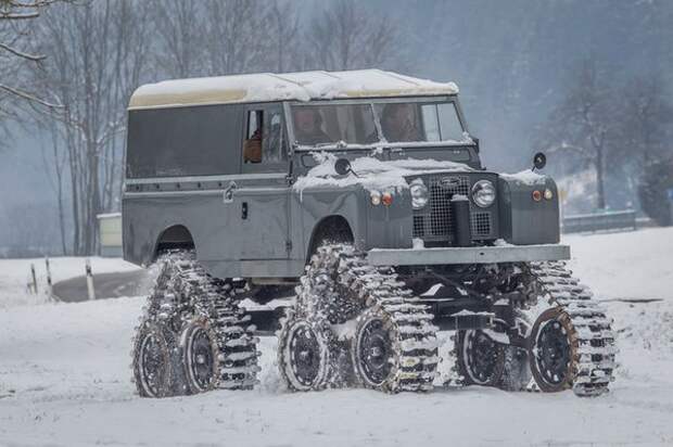 Land Rover с генами гусеницы