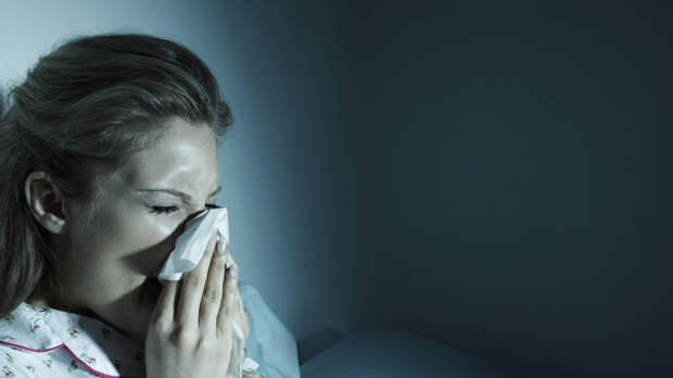 Фармацевт Баньковская: поллиноз легко спутать с простудой из-за похожих симптомов