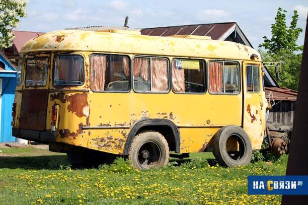 Какие старые автомобили можно встретить в деревнях? Автомобили СССР, ретро авто