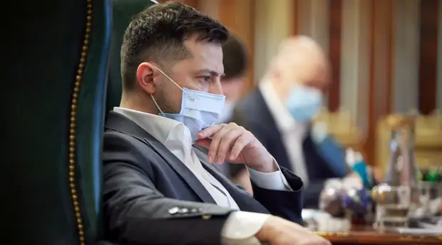 «Дистанцироваться от «токсичных людей»: может ли скандал в «Слуге народа» спровоцировать политический кризис на Украине