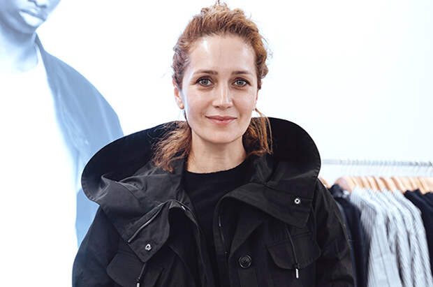 Виктория Исакова, Варвара Шмыкова, Александр Горчилин и другие на презентации модной коллекции в Москве