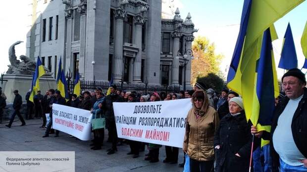 Украина катиться в экономическую пропасть: топ-пять событий 2019 года  
